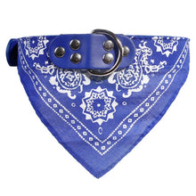 Coleira com Bandana Estilosa para Pets | Ajustável e Confortável